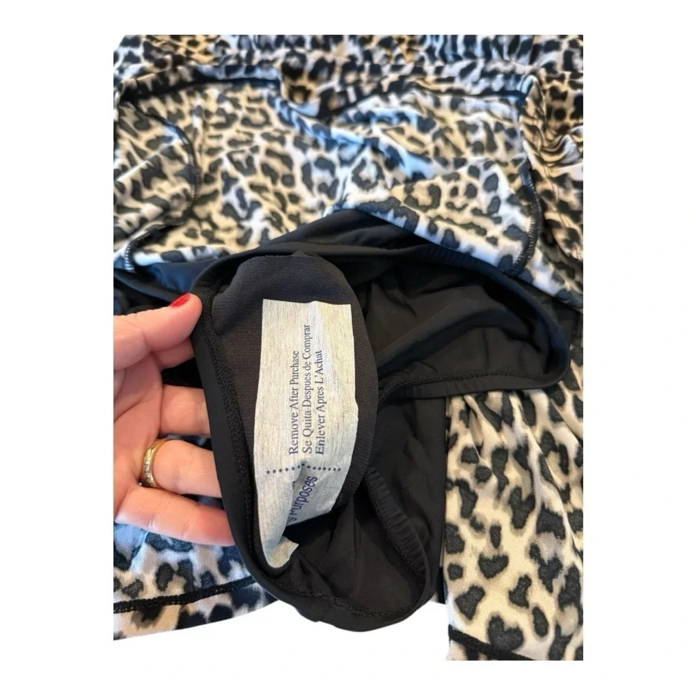 Swim Solutions Bust Support Waist
Minimizer Bra Sized Swim One Piece NEW 16 - Picture 12 of 15